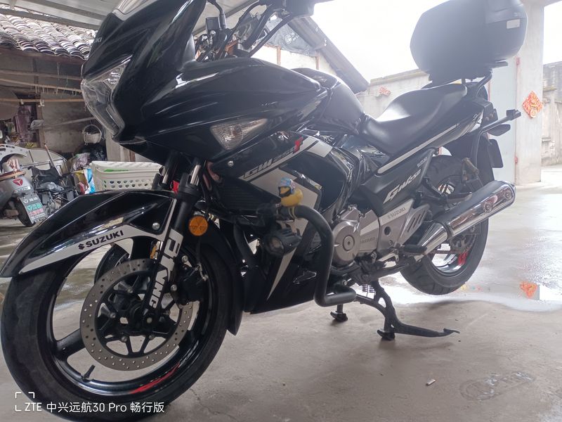 二手豪爵铃木骊驰 GW 250F