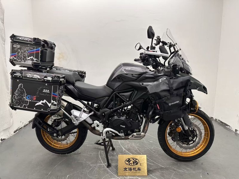 二手贝纳利金鹏 TRK502