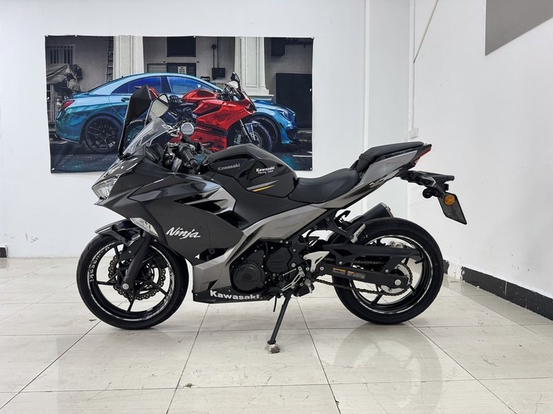 二手川崎Ninja 400