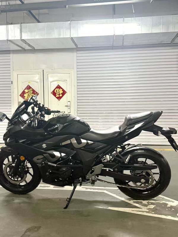 二手豪爵铃木GSX250R