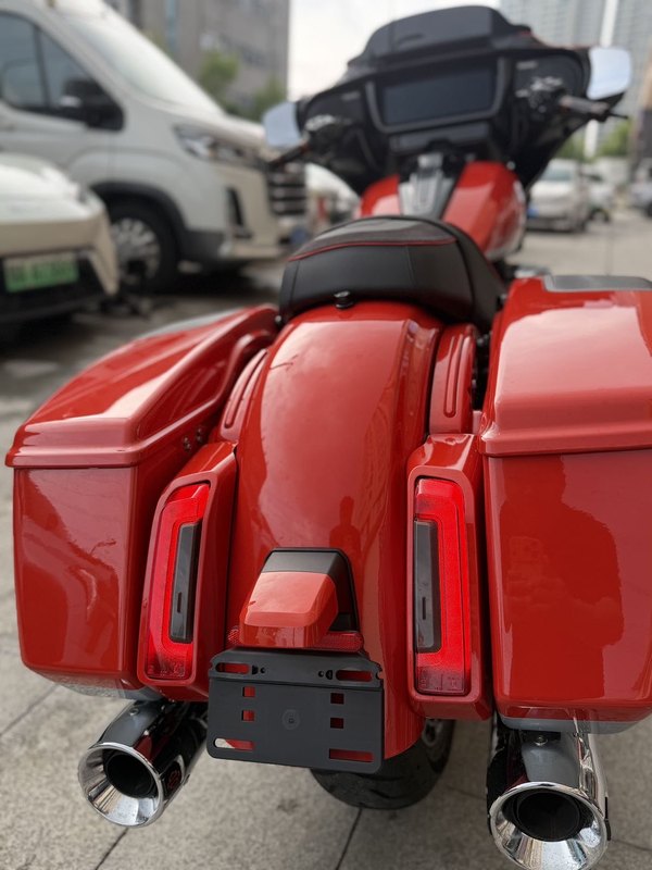 二手哈雷戴维森大道滑翔 Street Glide