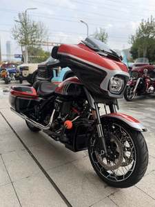 二手哈雷戴维森大道滑翔 Street Glide
