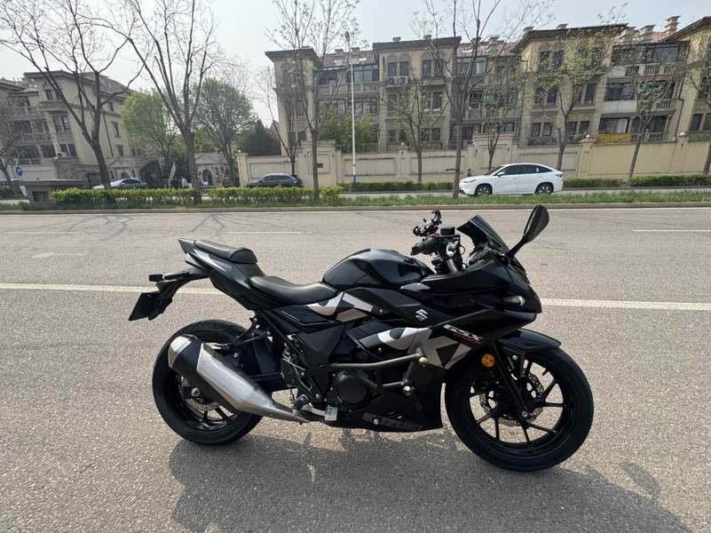 二手豪爵铃木GSX250R