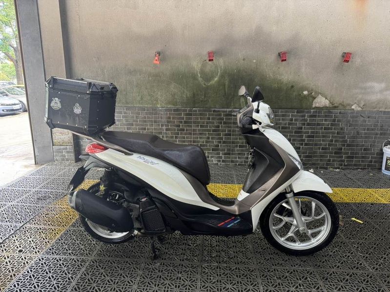 二手比亚乔Medley 150