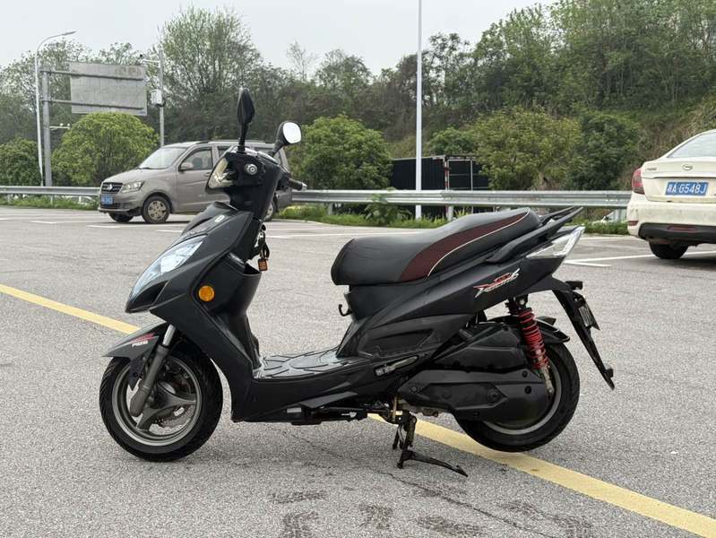 二手光阳弯道情人150 KCC