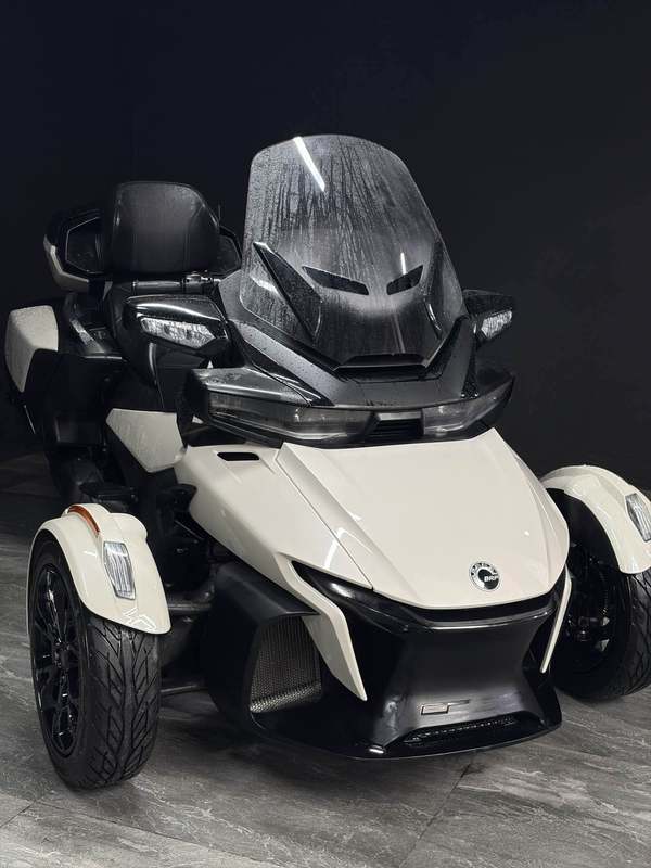 二手庞巴迪Spyder RT