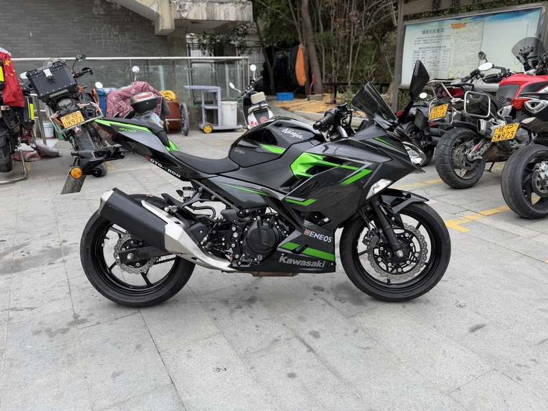 二手川崎Ninja 400