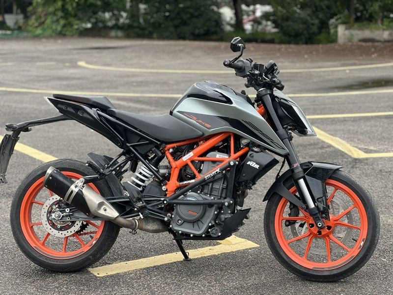 二手KTMR2R390 Duke