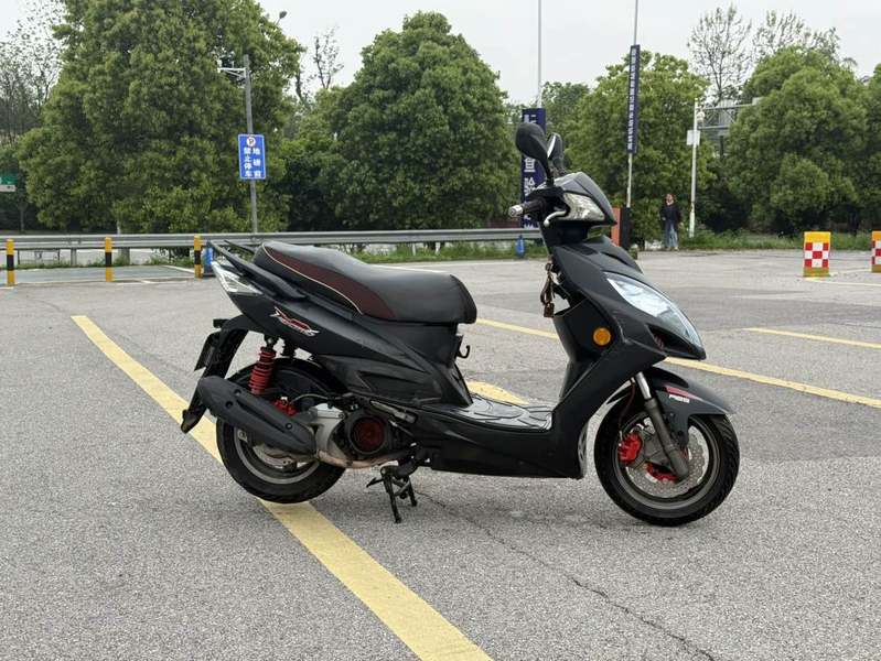 二手光阳弯道情人150 KCC