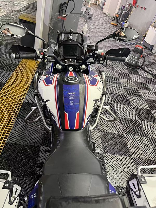 二手贝纳利金鹏 TRK502