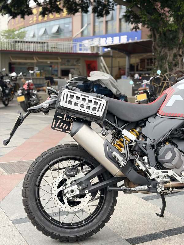 二手杜卡迪Desert X