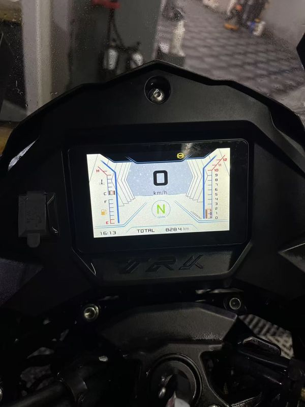 二手贝纳利金鹏 TRK502