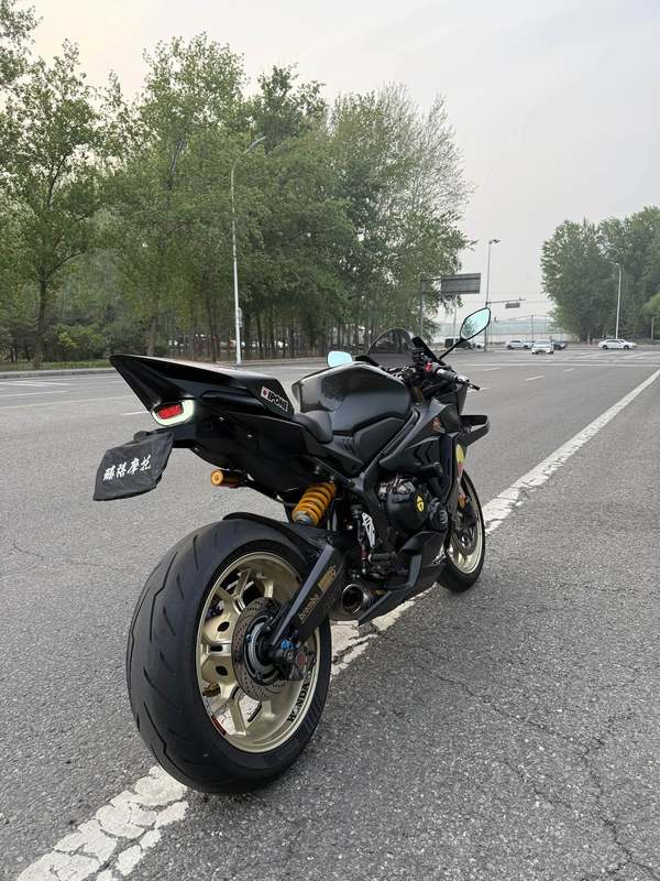 二手本田CBR650R
