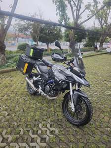 二手贝纳利金鹏 TRK251