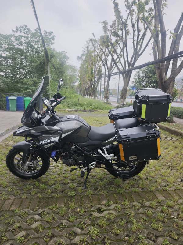 二手贝纳利金鹏 TRK251