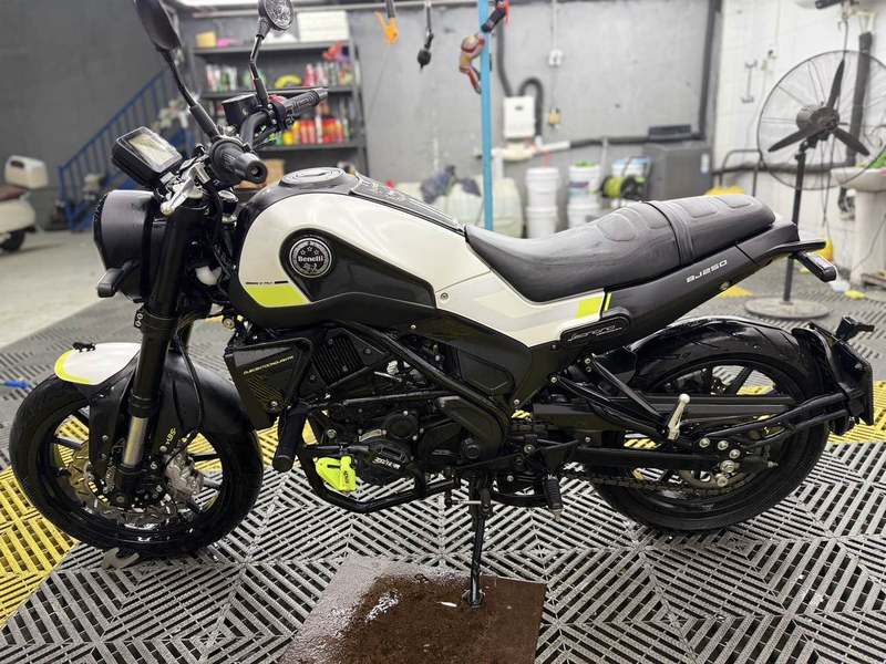 二手贝纳利幼狮 Leoncino 250