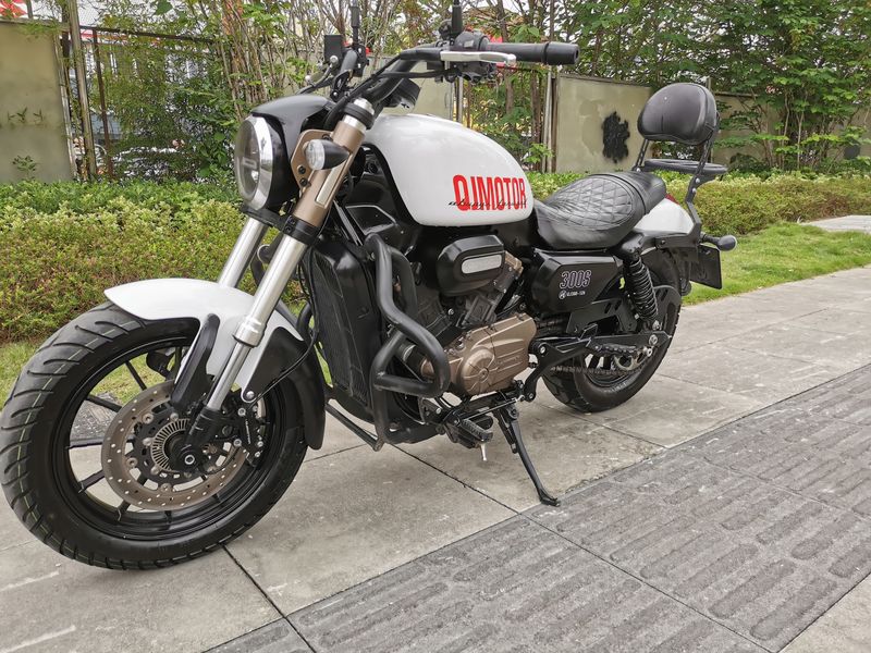 二手QJMOTOR闪300