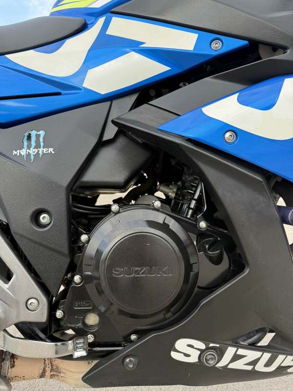 二手豪爵铃木GSX250R