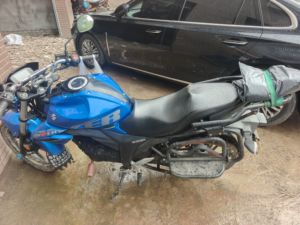 二手济南铃木极客飒 Gixxer 155 NK