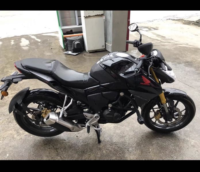 二手五羊本田CB190R 暴锋眼