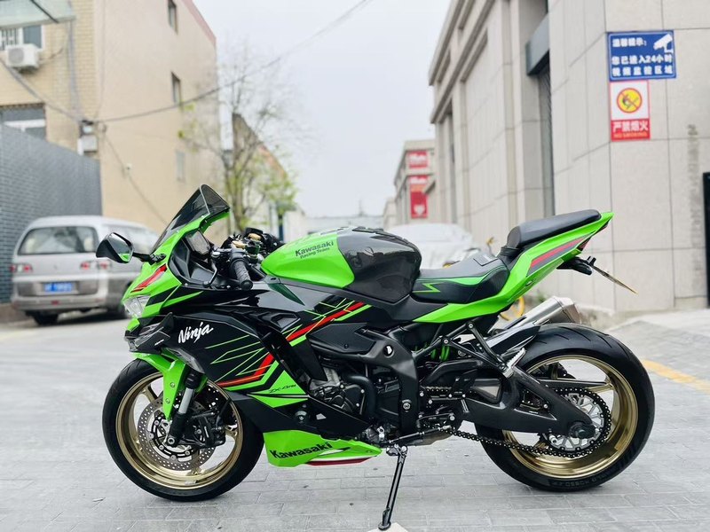 二手川崎ZX-4R