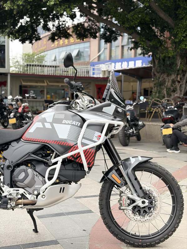 二手杜卡迪Desert X