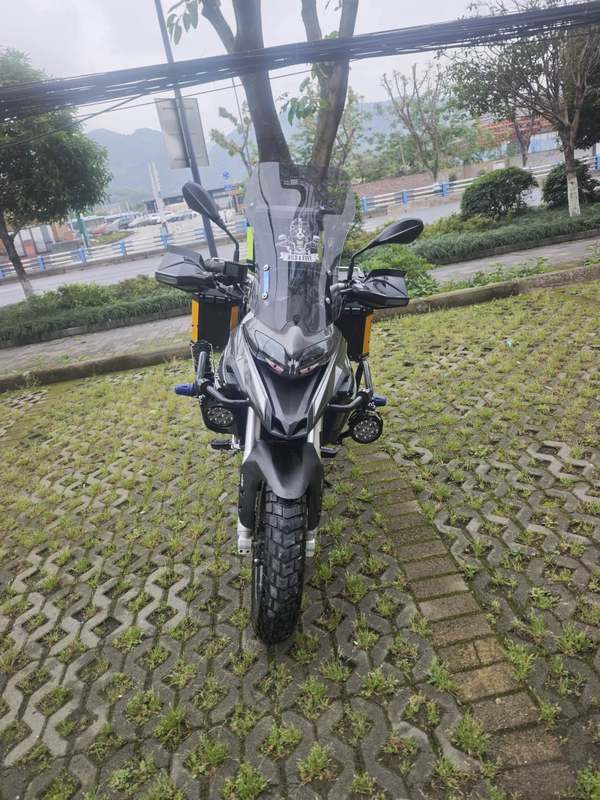 二手贝纳利金鹏 TRK251