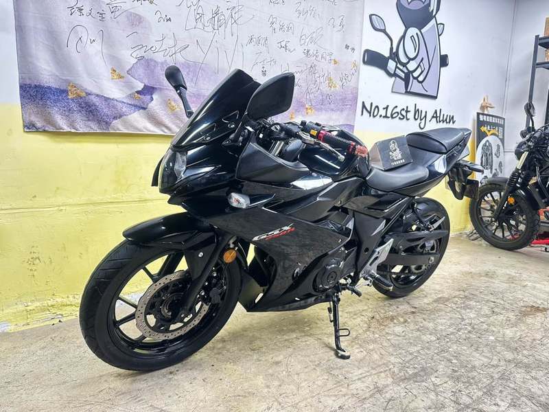 二手豪爵铃木GSX250R