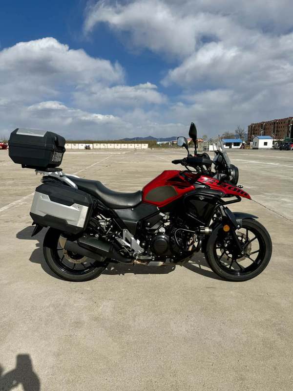 二手豪爵铃木DL250