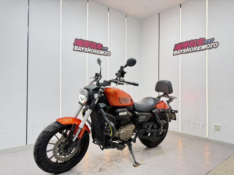 二手QJMOTOR闪300