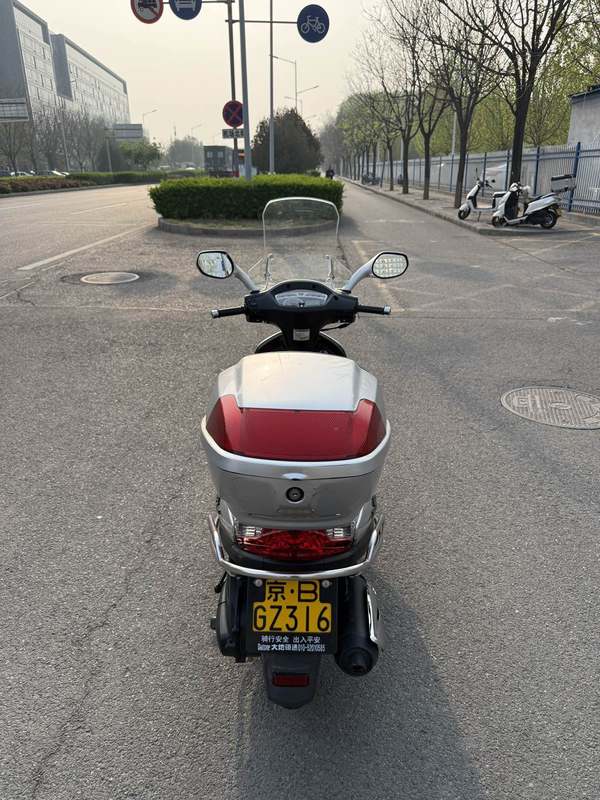 二手豪爵铃木天龙星UA125T-3