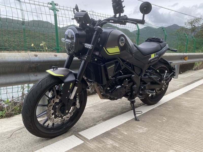 二手贝纳利幼狮 Leoncino 250