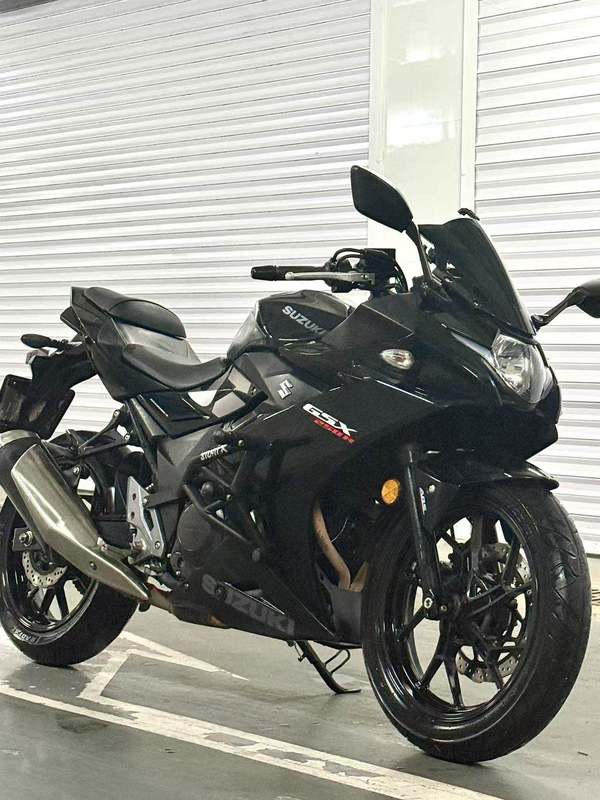 二手豪爵铃木GSX250R