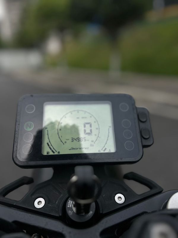 二手贝纳利幼狮 Leoncino 250