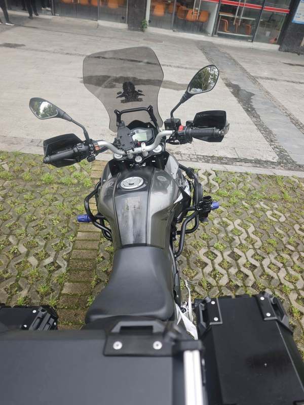 二手贝纳利金鹏 TRK251