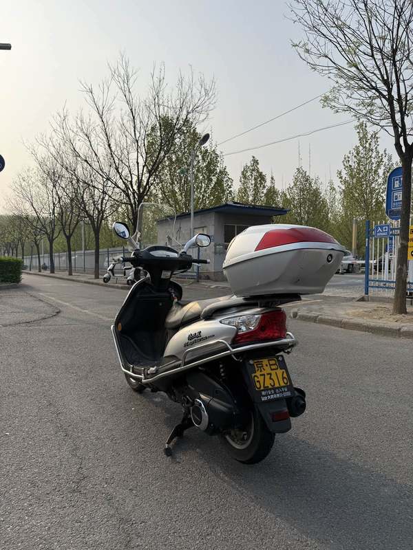 二手豪爵铃木天龙星UA125T-3