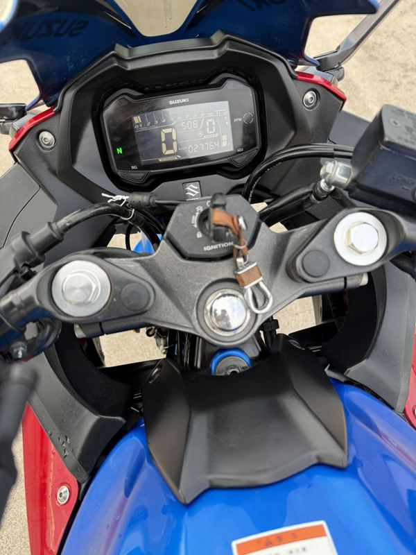 二手豪爵铃木GSX250R