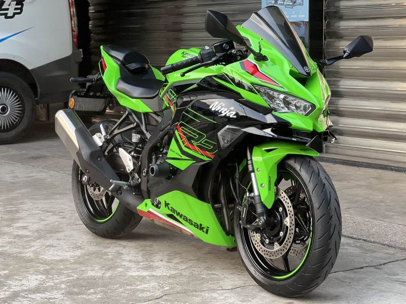 二手川崎ZX-4R