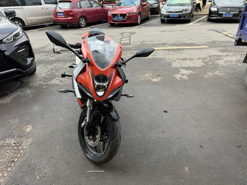 二手贝纳利龙卷风 Tornado 302R