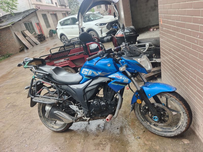 二手济南铃木极客飒 Gixxer 155 NK