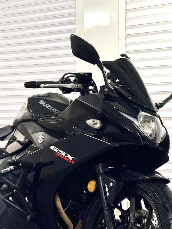 二手豪爵铃木GSX250R