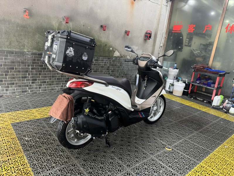 二手比亚乔Medley 150