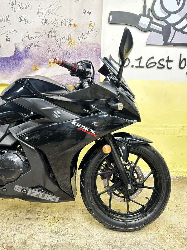 二手豪爵铃木GSX250R