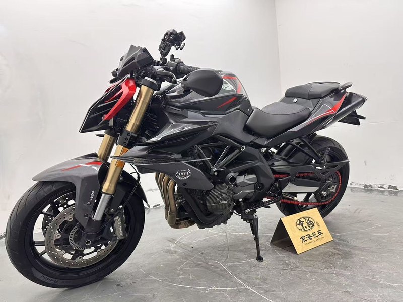 二手贝纳利TNT600i