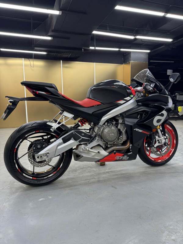 二手阿普利亚RS 660 