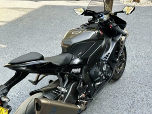 二手本田CBR 1000 RR-R