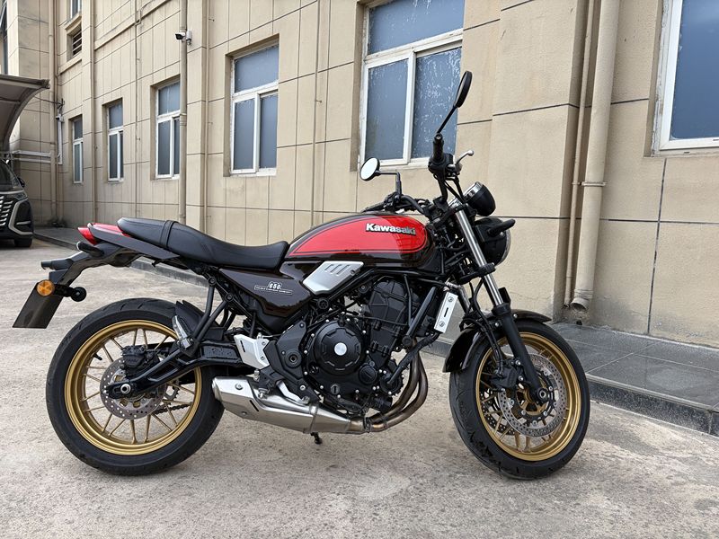二手川崎Z650RS