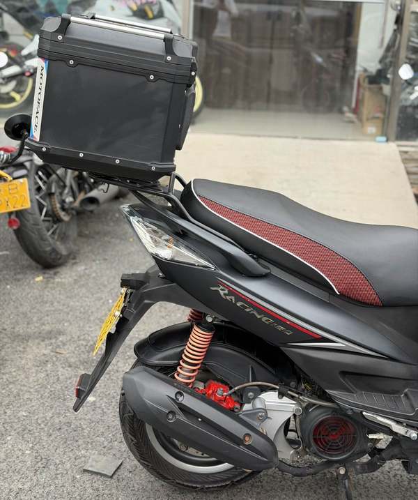 二手光阳弯道情人150 KCC