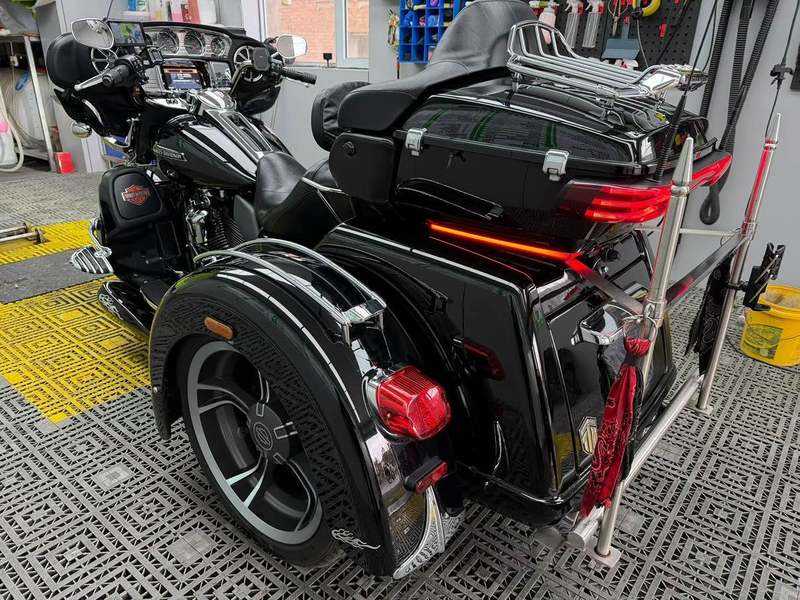 二手哈雷戴维森Tri Glide