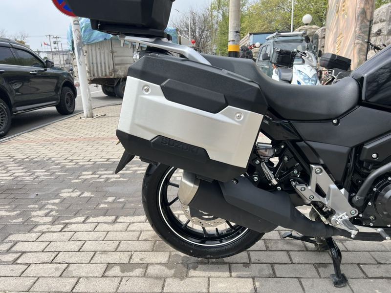 二手豪爵铃木DL250